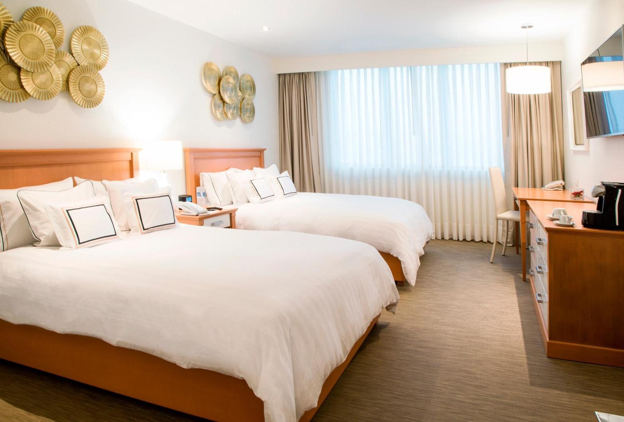 Deluxe Double Room,1774452261:JPEG