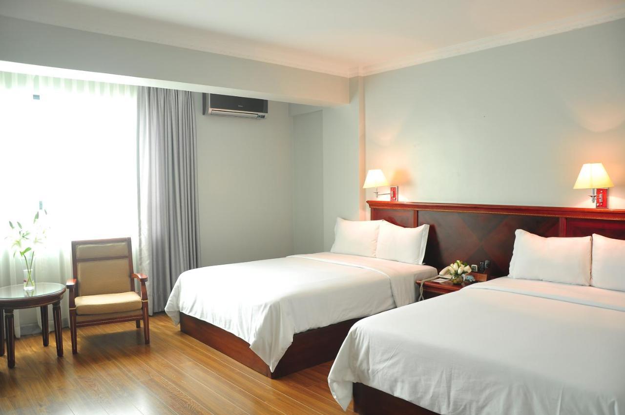 Twin Room,744245965:JPEG
